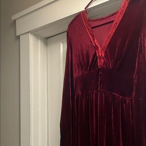 Elegant Red Velvet Vintage Dress
